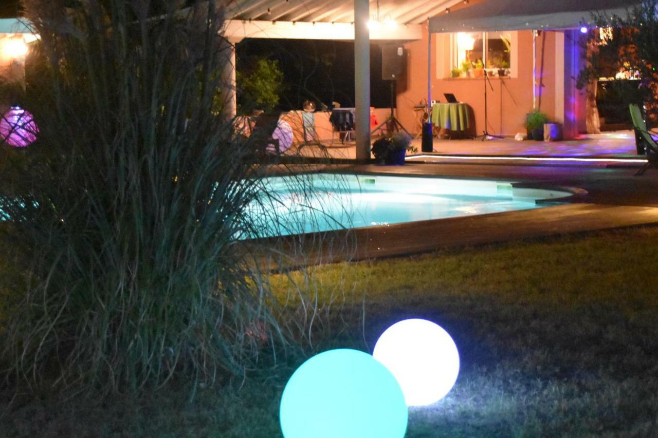 Communay Gablys Chambres エクステリア 写真